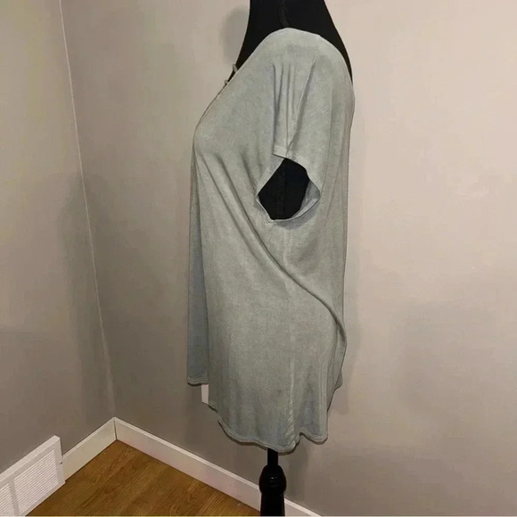 American Eagle Tee - Picture 3 of 4